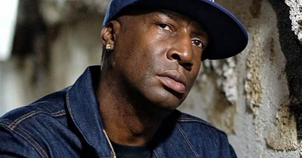 Grandmaster Flash: the Pioneer of Hip-Hop Djing