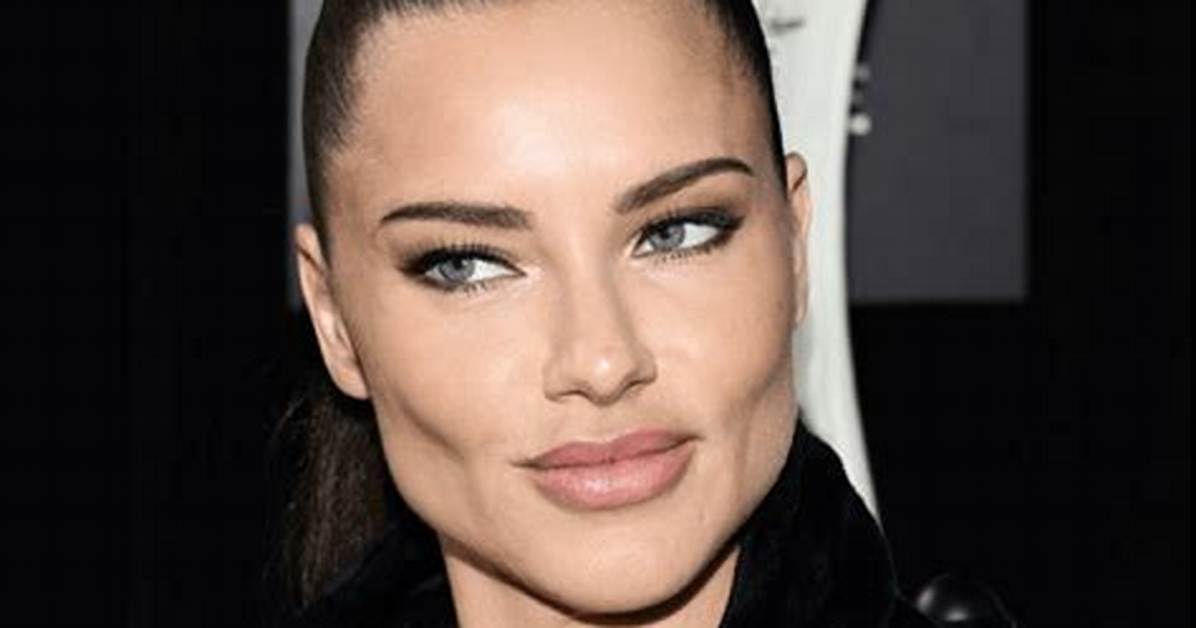 The Unstoppable Rise: How Adriana Lima Became a Modeling Icon